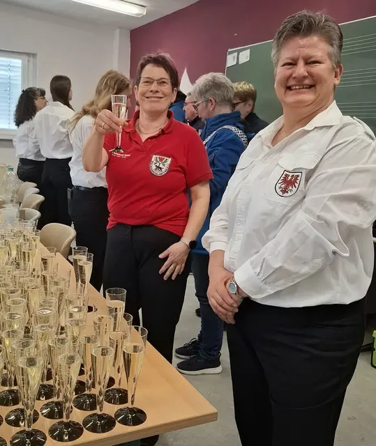 Im Pritzwalker Rathaus gab es einen feierlichen Sektempfang. | Foto: Stadtorchester Winsen