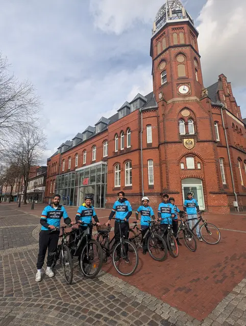 Die Fahrradgruppe der Kirchengemeinde Ahmadiyya Muslim Jamaat | Foto: Ahmadiyya Muslim Jamaat