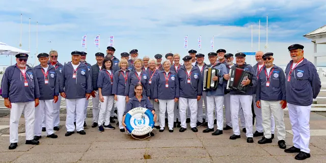 Die Stader Hafensänger wollen auch in diesem Jahr wieder ihre Zuhörer mit maritimen Klängen unterhalten | Foto: Hans-Jürgen Weidlich