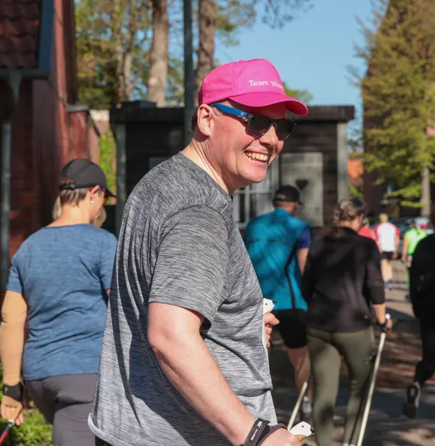 Erstmals als Nordic-Walker unterwegs: Winsens Bürgermeister André Wiese | Foto: ks