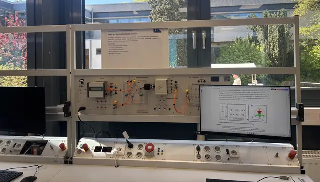 Ein Hochvolt-Selbstbautrainer  | Foto: sts