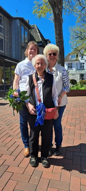 Wieder mit dabei: die älteste Linedancerin Elfriede, mit stolzen bald 93 Jahren | Foto: Beechwood Dancer