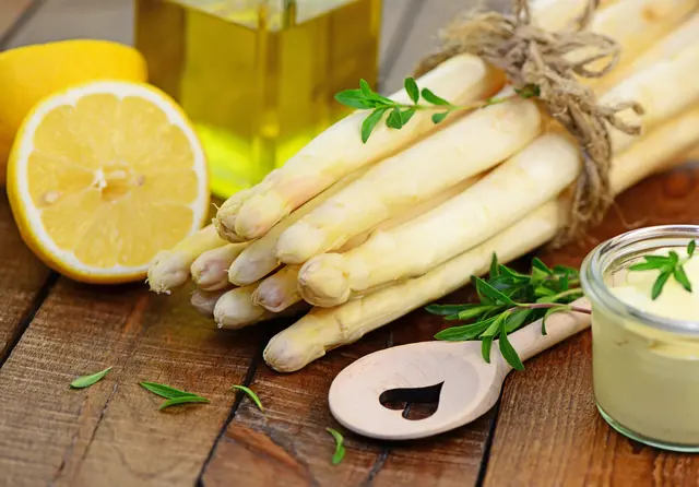 Spargel satt mit der AWO Harsefeld | Foto: AdobeStock/Printemps