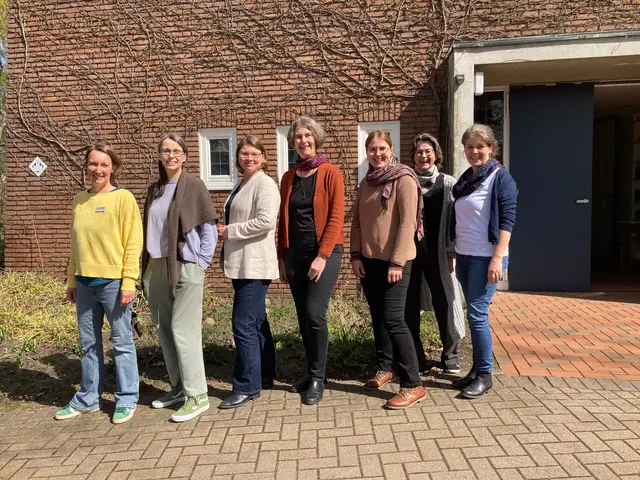 Fachkräfte gaben beim Fachtag Impulse: Sophie Stenzel (v. li.), Katja Grote, Janine Stebner-Pietruska, Susanne Kühn, Sina Grote, Lene Herbert und Saskia Freund | Foto: Landkreis Harburg