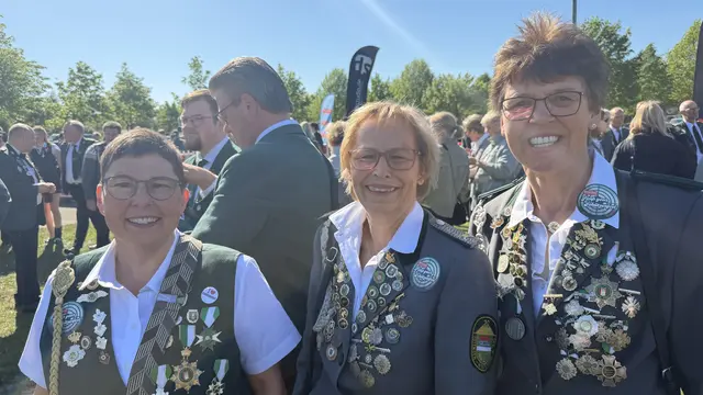 Gut gelaunt am Finaltag: (v.li) Sabine Bassen, Anke Stemman und Karin Pfaffenbach | Foto: tml