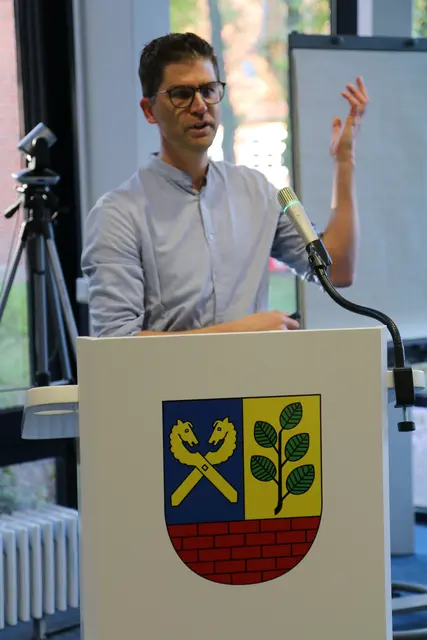 Referent Dr. Marco Dominick, Chefarzt der Zentralen Notaufnahme des Buchholzer Krankenhauses | Foto: Stadt Buchholz