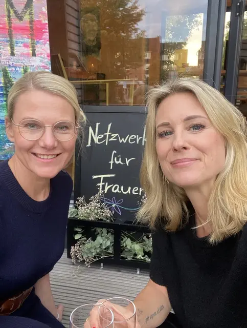  Meike Tenbergen und Kathrin Sieversen initiierten den Stammtisch für Unternehmerinnen | Foto: Stammtisch