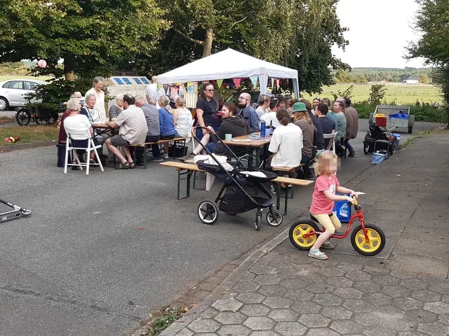 Straßenfeste - toll, um die Nachbarn richtig kennenzulernen. Hier in der Hermann-Burgdorf-Straße im vergangenen Jahr | Foto: Stadt Buchholz