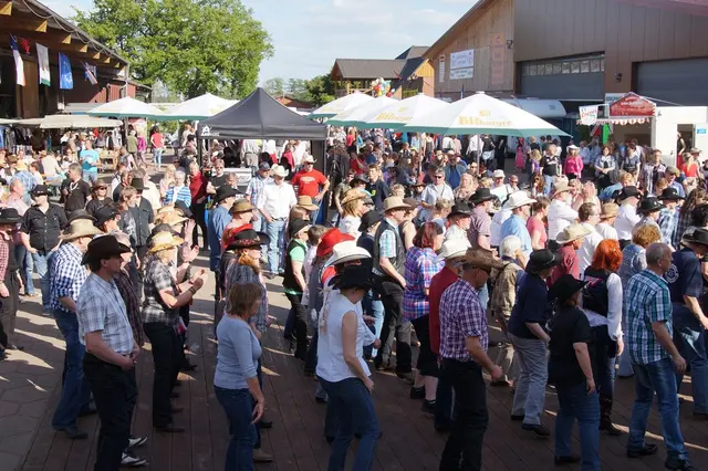 Viele Linedance-Gruppen besuchen das Country-Fest in Radbruch jedes Jahr wieder | Foto: Country Club Wild West