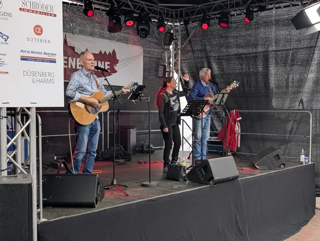 Das Bühnenprogramm war jeden der Festtage abwechslungreich | Foto: Jan Filter