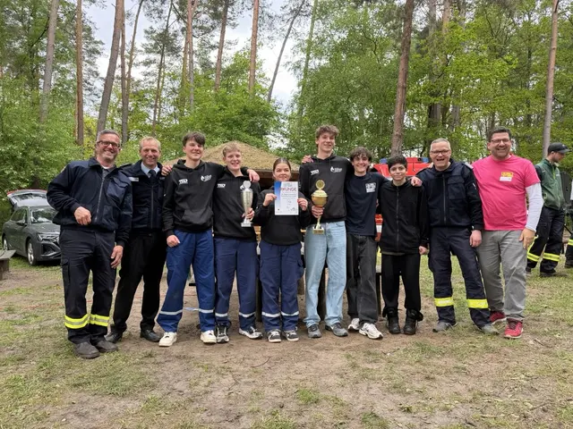 Sieger bei den Jugendfeuerwehren wurde die Gruppe "Hanstedt 3"  | Foto: Pressestelle Feuerwehr Samtgemeinde Hanstedt
