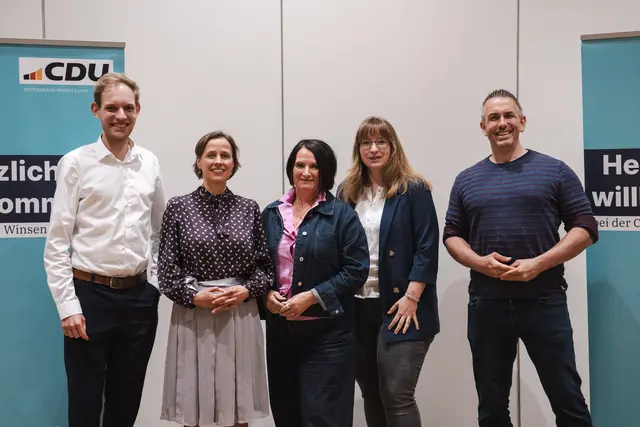 Von links: Jan Malte Wieben (Platz 2, Stadt), Dr. Cornell Babendererde (Platz 4, Stadt), Anja Trominski (Platz 1, Rottorf), Anne Ottink (Platz 5, Luhdorf) und Sebastian Trenkner (Platz 3, Stadt) | Foto: CDU Winsen