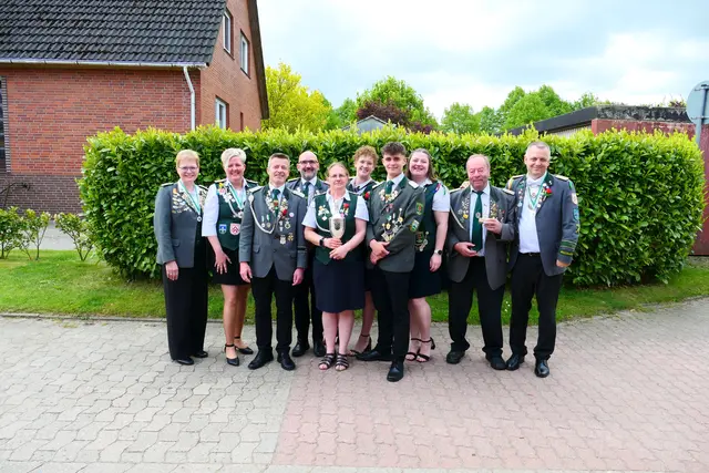 Die Preisträger des Gemeindepokalschießens in Hüll | Foto: Silke Umland