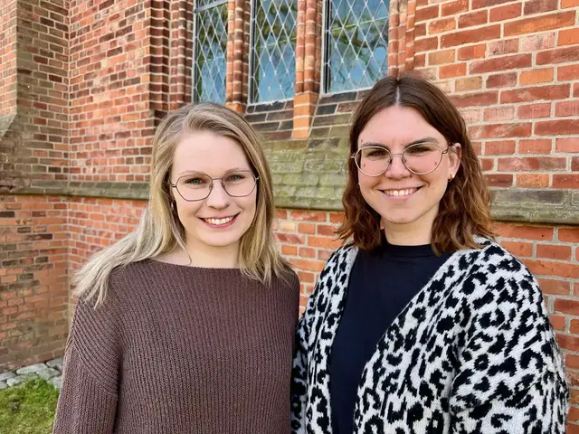 Diakonin Isabelle Willemsen (li.) und Pastorin Carolin Hoppe leiten den Fusionsprozess gemeinsam mit einem zehnköpfigen Vernetzungsteam | Foto: C. Wöhling