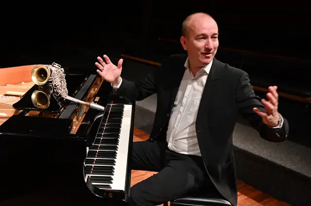 Foto: Hyou Vielz/Chris Hopkins