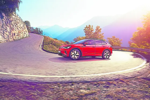 Der VW ID.4 gehört auch zu den E-Fahrzeugen mit Fördermöglichkeit | Foto: VW