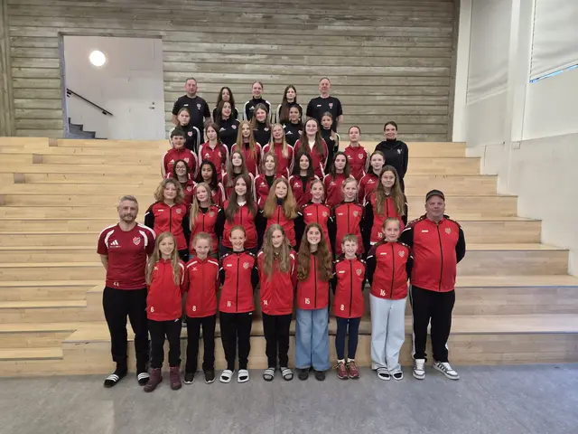 Gruppenbild der B-, C- und D-Juniorinnen des TuS Fleestedt in Aalborg | Foto: TuS Fleestedt