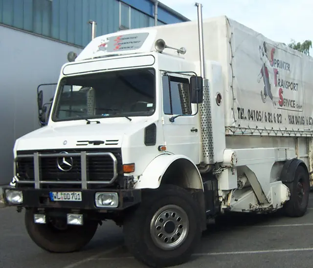 Eine besondere Geschichte verbindet Detlev Dose mit seinem ersten Unimog Rothman  | Foto: STS