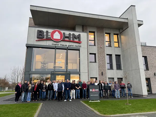 Das Team der Firma Blohm Bau freut sich auf viele Gäste zur Jubiläumsfeier am Sonntag, 7. Juni | Foto: Blohm