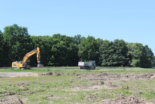 Die Baustraße ist bereits in Arbeit | Foto: sb