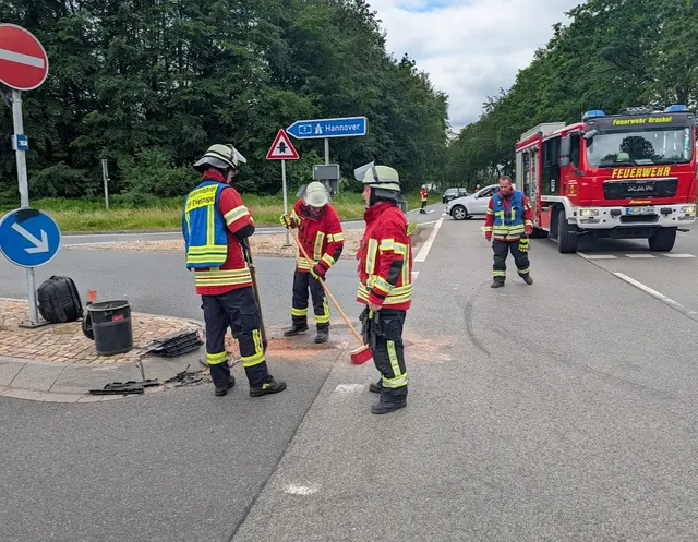 An der Autobahnausfahrt an der L215 passiert der Zusammenstoß | Foto: Pressestelle Feuerwehr Samtgemeinde Hanstedt