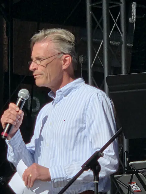Buchholz Bürgermeister Jan-Hendrik Röhse begrüßte die Gäste aus den Partnerstädten und aus Buchholz | Foto: André Welle