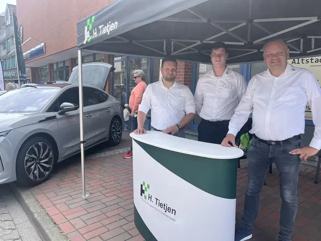 Autohaus Tietjen war rundum zufrieden mit der diesjährigen Autoshow | Foto: SaPo