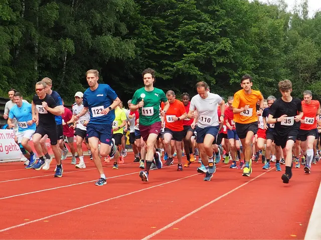 Ab geht die Post - beim Lauf über 10,6-Kilometer | Foto:  Hanna Steeneck