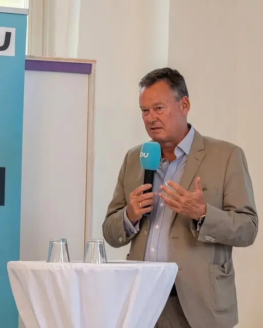 Für Gedaschko sind Bürokratie und immer neue Auflagen die größte Bremse, wenn es um das Schaffen von Wohnraum geht | Foto: Jan Filter