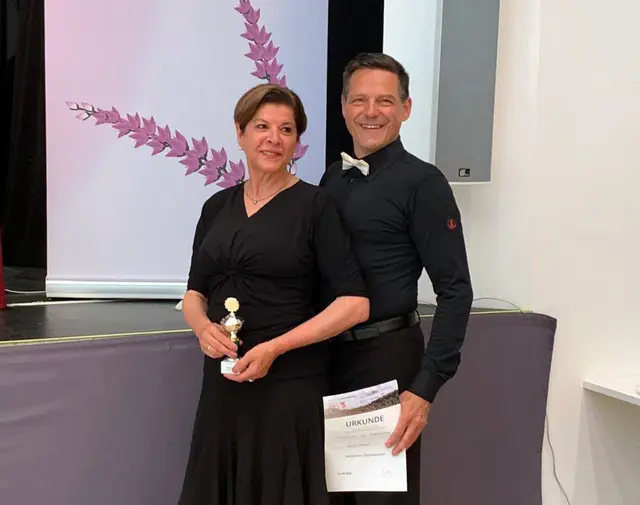 Frank und Regina Schuster sind aufgestiegen | Foto: 1. TSC