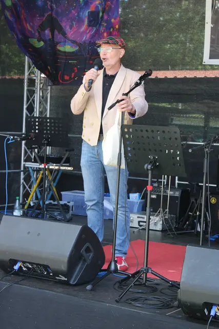 Entertainer "jott-em-Comedy" alias Jürgen Müller sorgte für Lacher | Foto: ce