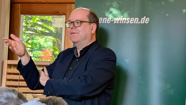 Umweltminister Christian Meyer stellte sich der Diskussion mit Kommunalpolitikern, Fachleuten und Bürgern | Foto: Jan Filter