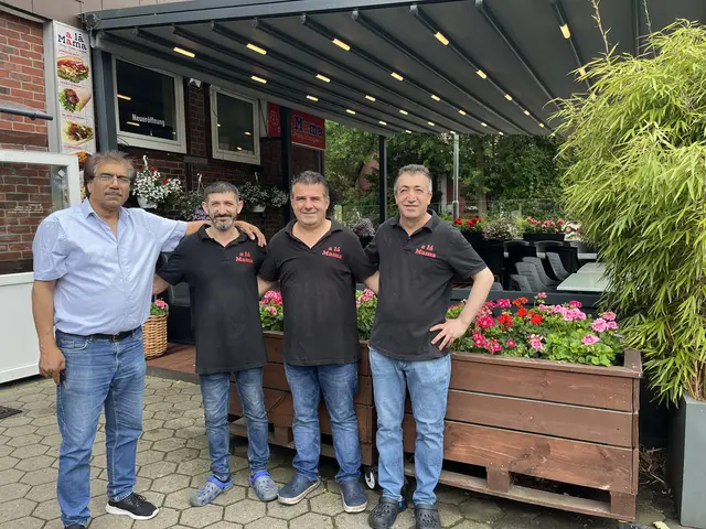 Aydin Kizilboga (2. v. re.) und sein Team freuen sich auf schöne WM-Stunden mit ihren Gästen | Foto: sra