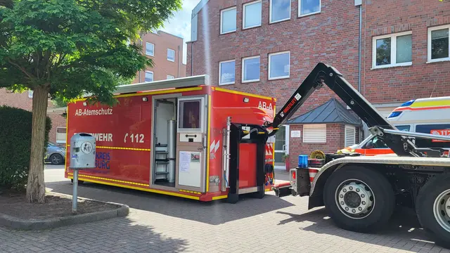 Weitere Atemluft wurde aus Hittfeld geliefert | Foto: sh