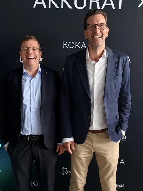 Ach die Bürgermeister-Kandidaten Dirk Hirsch (li.) und Bernhard Unger waren gerne kurz bei der Neueröffnung dabei, mussten dann aber vorzeitig in die stattfindende Finanzausschuss-Sitzung der Stadt Buchholz. | Foto: ssc