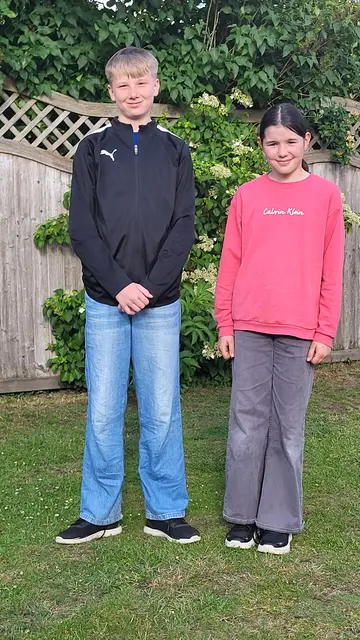 Das Kinderkönigspaar Jolanda Meier (11) und Thor Klindworth (12) | Foto: sh