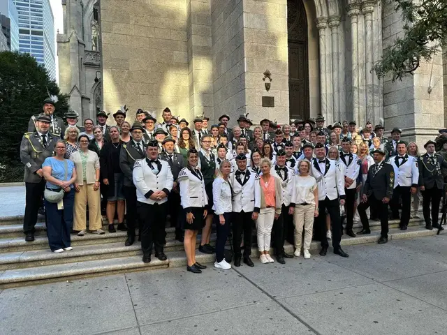 97 Elstorfer in der Weltmetropole: Der Schützenverein Elstorf vor der Kulisse Manhattans – ein unvergesslicher Moment für alle Beteiligten | Foto: SV Elstorf