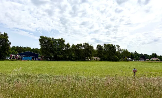 Die zu erweiternde Gewerbefläche würde künftig bis auf etwa 120 Meter an die Wohnbebauung heranreichen | Foto: hg