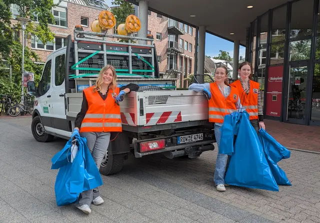 Die Auszeit vom Schulalltag machte den drei Schülerinnen sichtlich Spaß | Foto: Stadt Buchholz