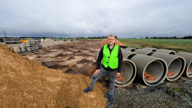 Der städtische Projektentwickler Thomas Friedrichs wünscht sich ein Gewerbegebiet mit möglichst ökologischer Ausrichtung | Foto: jd
