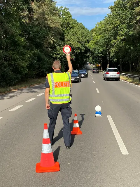 Verkehrskontrolle Symbolbild | Foto: Polizei