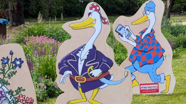 19 Holzaufsteller mit "Luhi"-Grafiken wurden präsentiert | Foto: Jan Filter