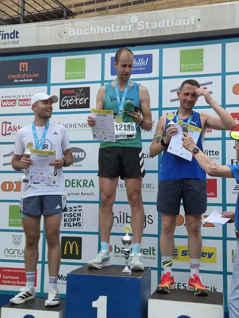Nach dem Lauf konnte wieder gelacht werden | Foto: André Welle