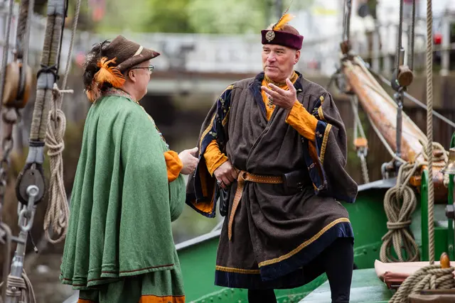 Gäste können mit dem Hansekaufmann zurück ins Jahr 1500 reisen und das lebhafte Treiben in Buxtehude erleben | Foto: Daniela Ponath Fotografie