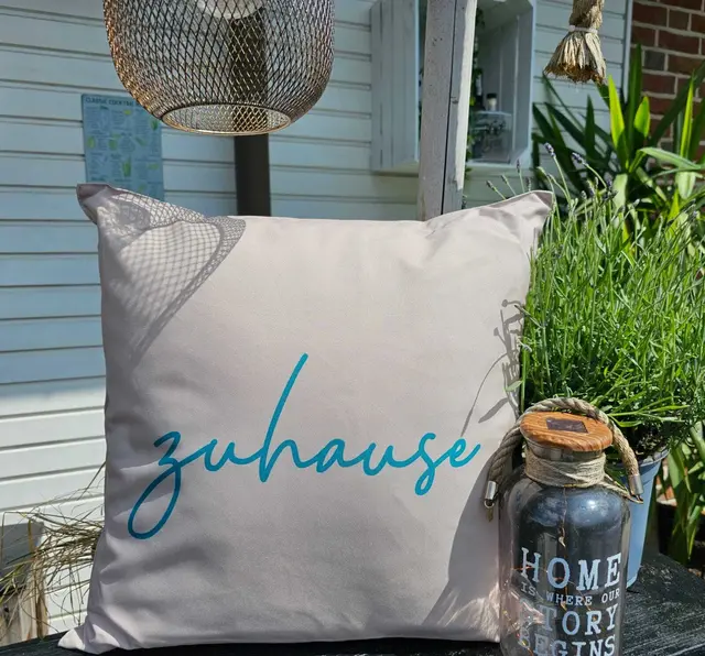 Die richtigen Accessoires machen bei diesem Wetter ihre liebevoll gestaltete Terrasse zum Lieblingsort von Juliett Schinner aus Jork-Groß Hove | Foto: Juliett Schinner