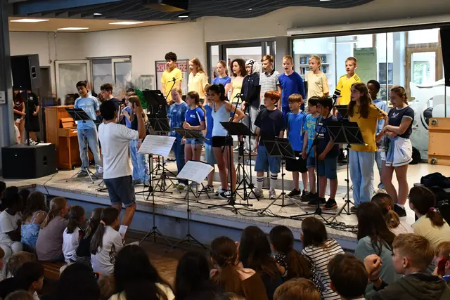 Schüler des Gymnasiums Winsen präsentieren vielfältige Ideen für Umwelt, Gesellschaft und Wirtschaft | Foto: Klaus Iserloh