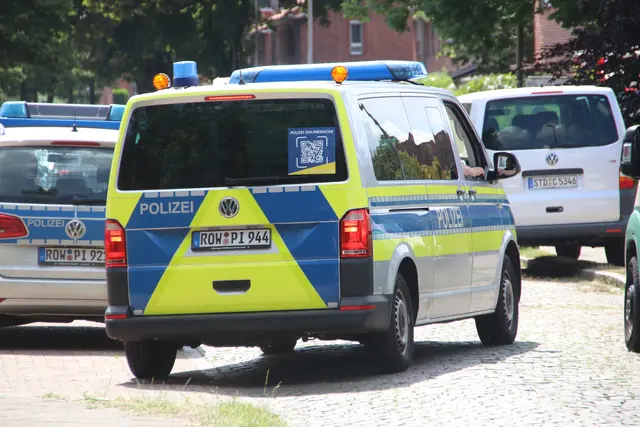 Unterstützung gibt es u. a. von den Polizeikräften aus dem Landkreis Rotenburg | Foto: jd