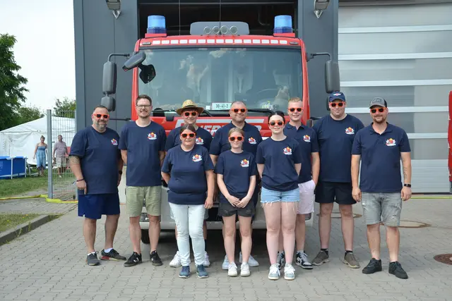 Das Betreuerteam inklusive Leitung der Jugendfeuerwehr Beckdorf  | Foto: sc