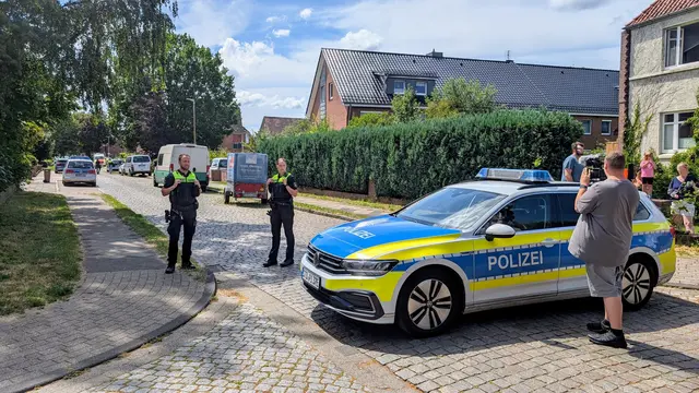 Sechs Tote nach Schüssen: Einsatz in der Stader Dankersstraße | Foto: jd