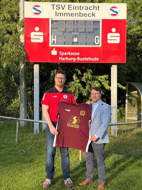 Sascha König (li., TSV) und Matty Neumann (Sparkasse Harburg-Buxtehude) | Foto: TSV Immenbeck
